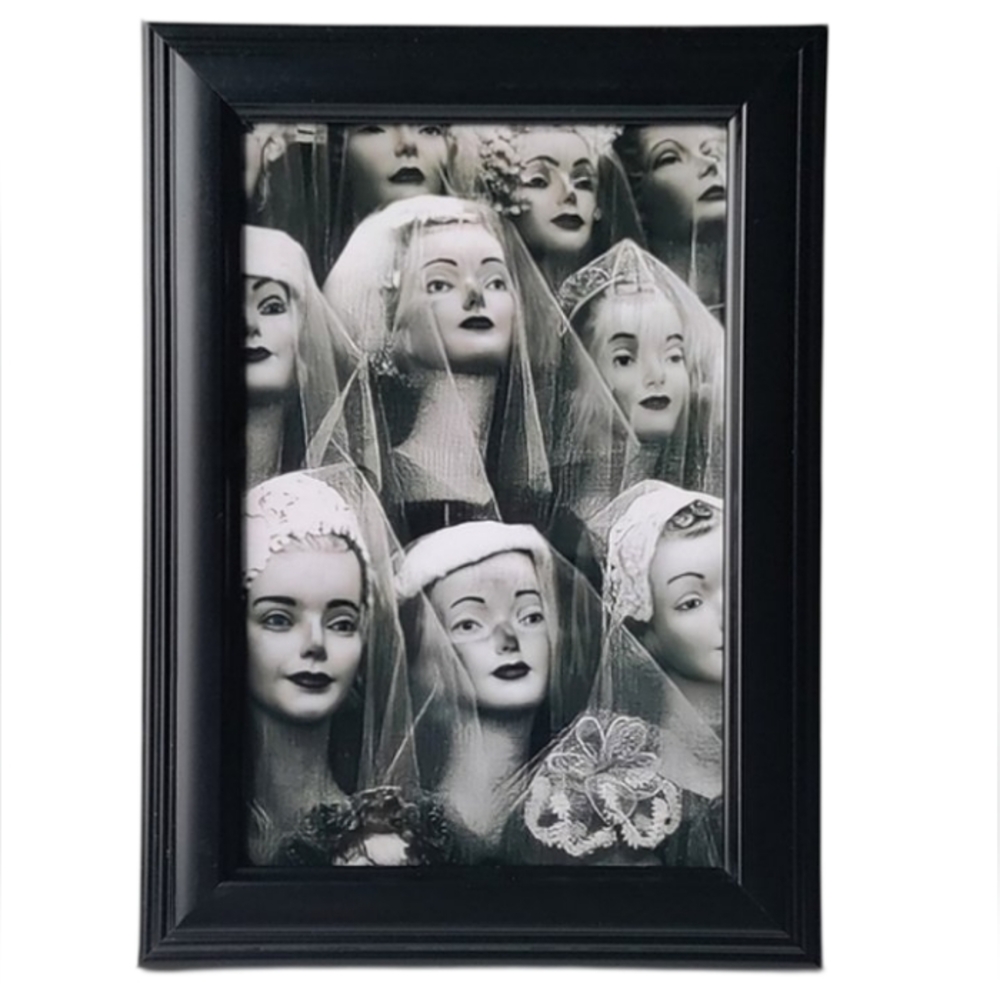 Manne quins weird creepy strange Halloween hair rock beauty punk metal fashion